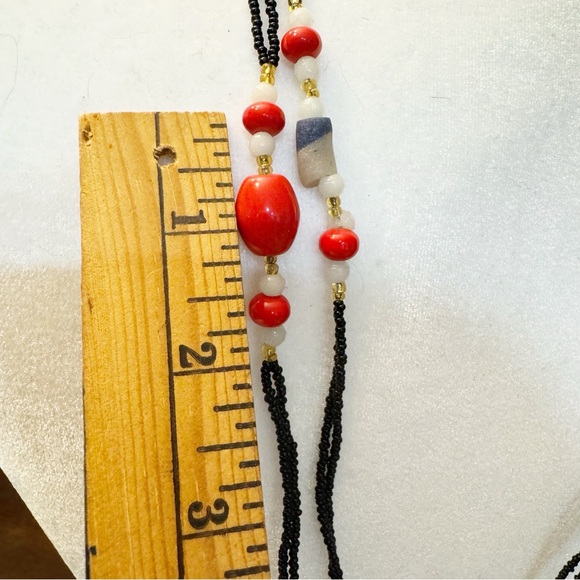 Gorgeous Black Seed Coral Stone Long Beaded Necklace Vintage Unique 31.5" - Picture 6 of 8